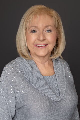 Photo of Teresa Myers
